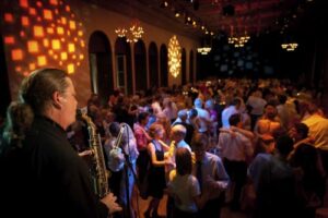 Deean an einer Hochzeit mit 80 Gästen